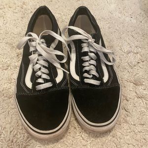 Vans Old Skool-Black/White, US size Mens 8.5-Women’s 10
